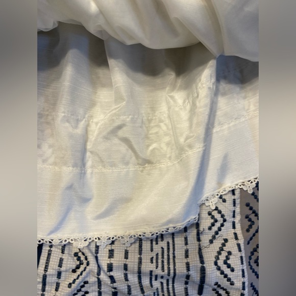 GIRLS FORMAL WHITE DRESS - Picture 6 of 13